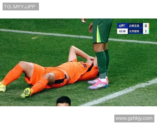 足总杯惊天冷门里昂狂胜波尔图红牌事件引发全场热议