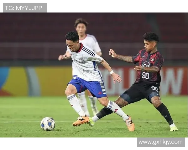 那不勒斯友谊赛大胜波尔图全场沸腾精彩瞬间回顾与赛后分析