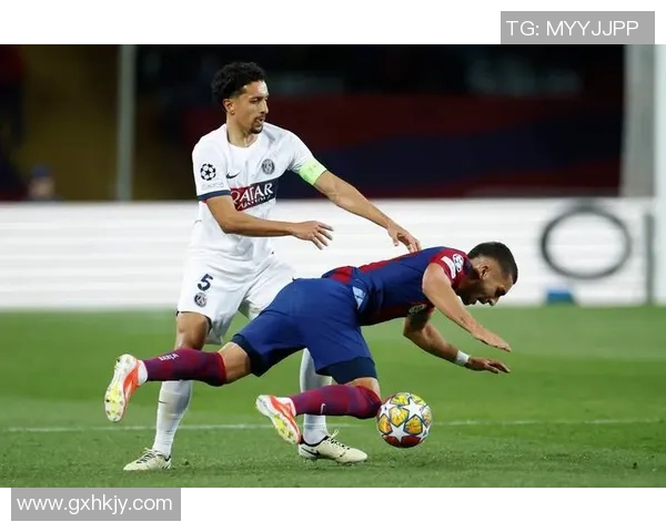 足总杯激战:巴黎圣日耳曼险胜莱比锡全场沸腾瞬间回顾