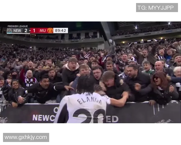 足总杯惊天冷门曼联狂胜皇马五球引发争议判罚全场沸腾