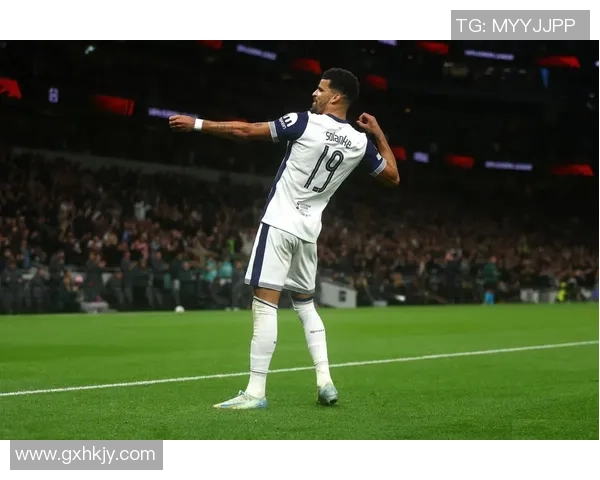 中超激战莱比锡与热刺平局红牌事件引发全场热议与数据分析